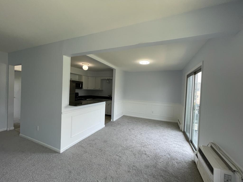 100 West Hickory Grove Road Bloomfield Hills, MI 48304 - Photo 7 of 19 17