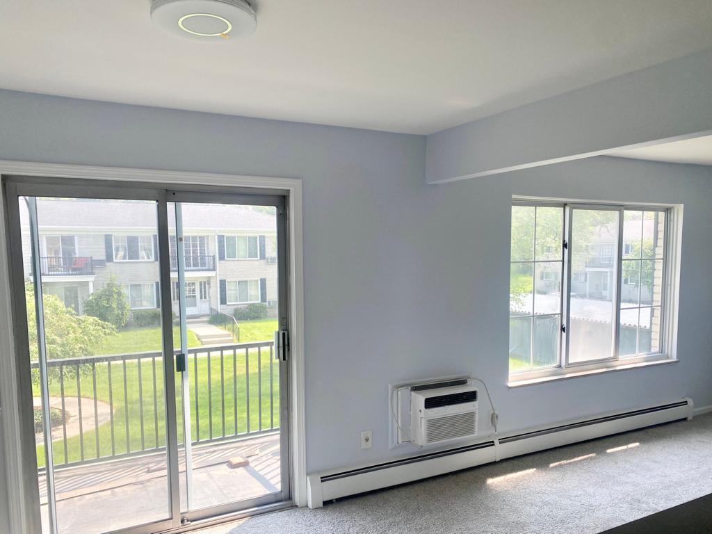 100 West Hickory Grove Road Bloomfield Hills, MI 48304 - Photo 8 of 19 04