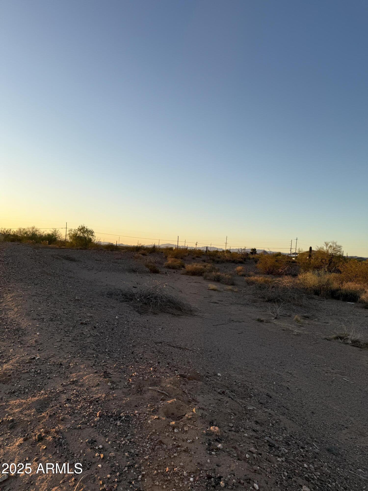 2650 West Gates Road Morristown, AZ 85342 - Photo 4 of 7 a view of a yard