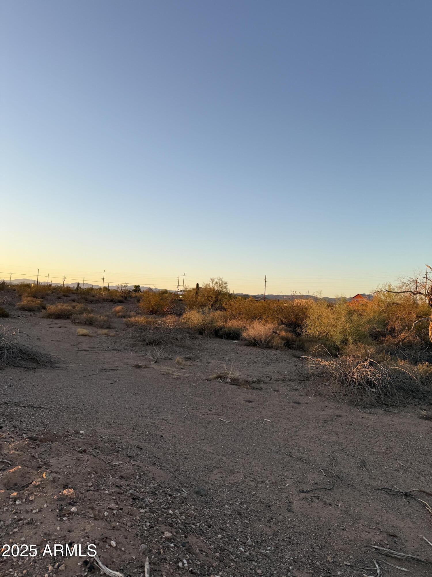 2650 West Gates Road Morristown, AZ 85342 - Photo 6 of 7 a view of an outdoor space and mountain view