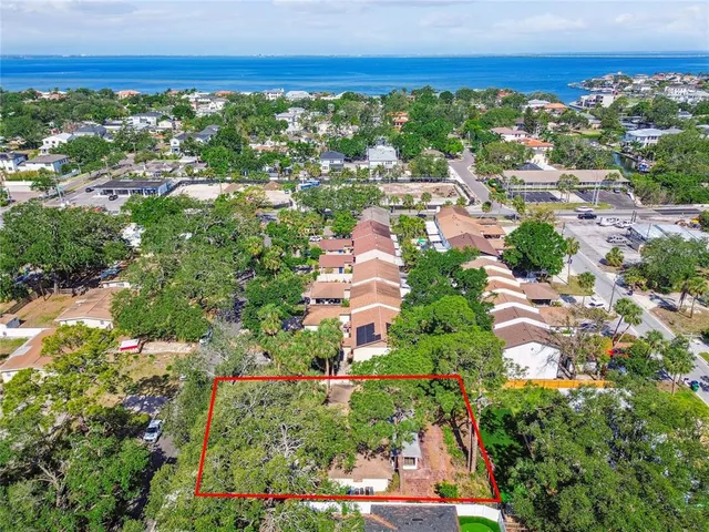 $680,000 | 4711 West Vasconia Street, Tampa, FL 33629