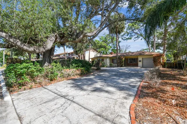 $680,000 | 4711 West Vasconia Street, Tampa, FL 33629