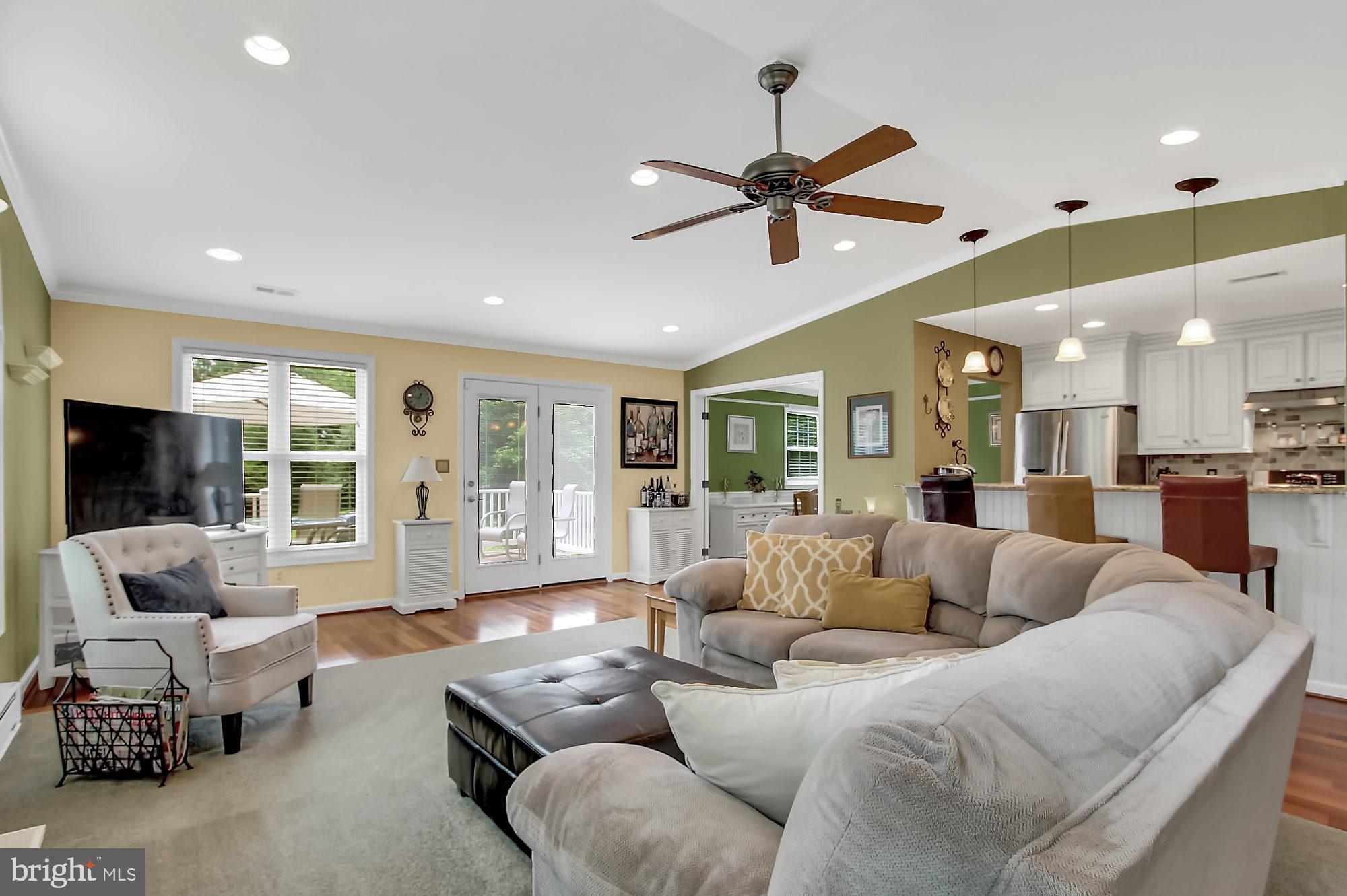 9039 Dunloggin Road Ellicott City, MD 21042 - Photo 3 of 35