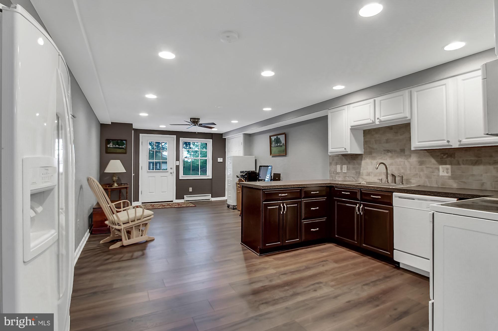 9039 Dunloggin Road Ellicott City, MD 21042 - Photo 24 of 35
