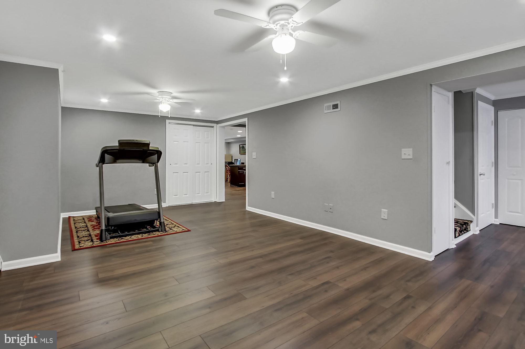 9039 Dunloggin Road Ellicott City, MD 21042 - Photo 27 of 35