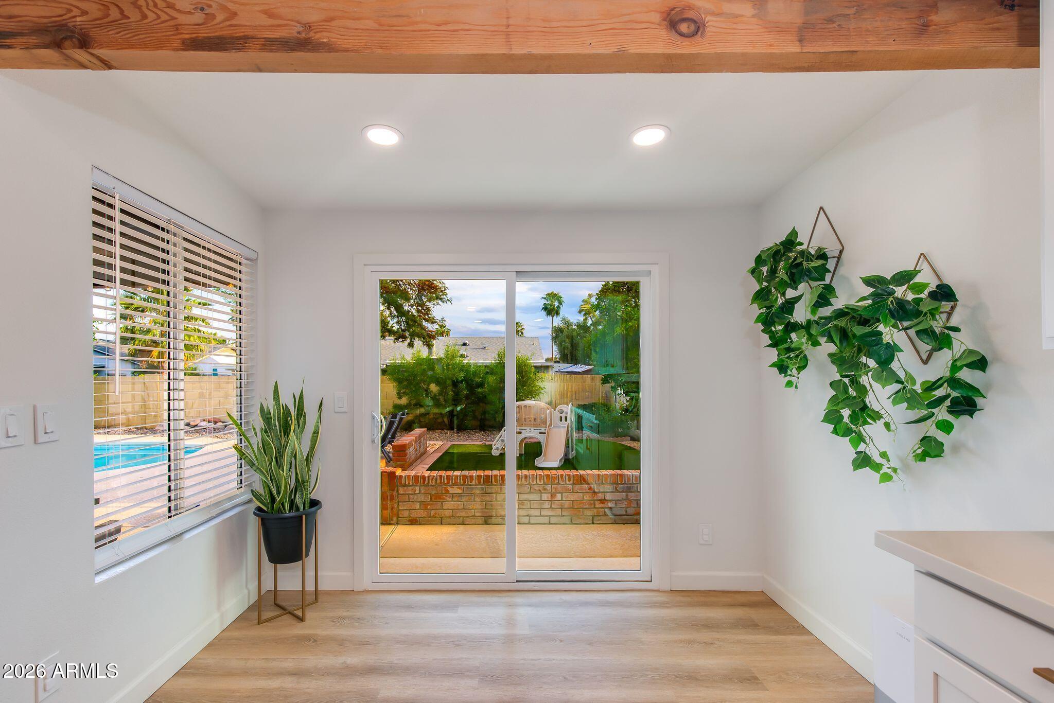 4835 East Presidio Road Phoenix, AZ 85032 - Photo 10 of 30 Dining Nook