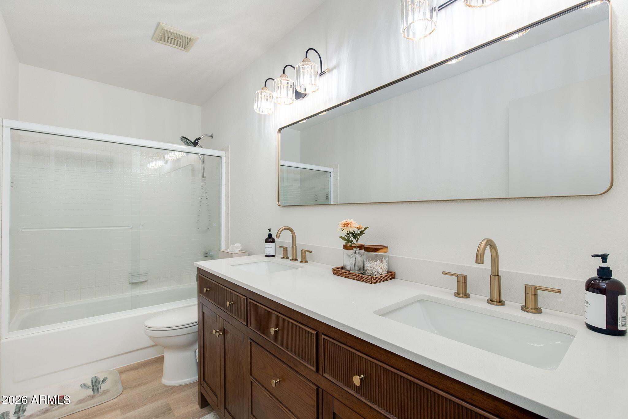 4835 East Presidio Road Phoenix, AZ 85032 - Photo 20 of 30 Hall Bath