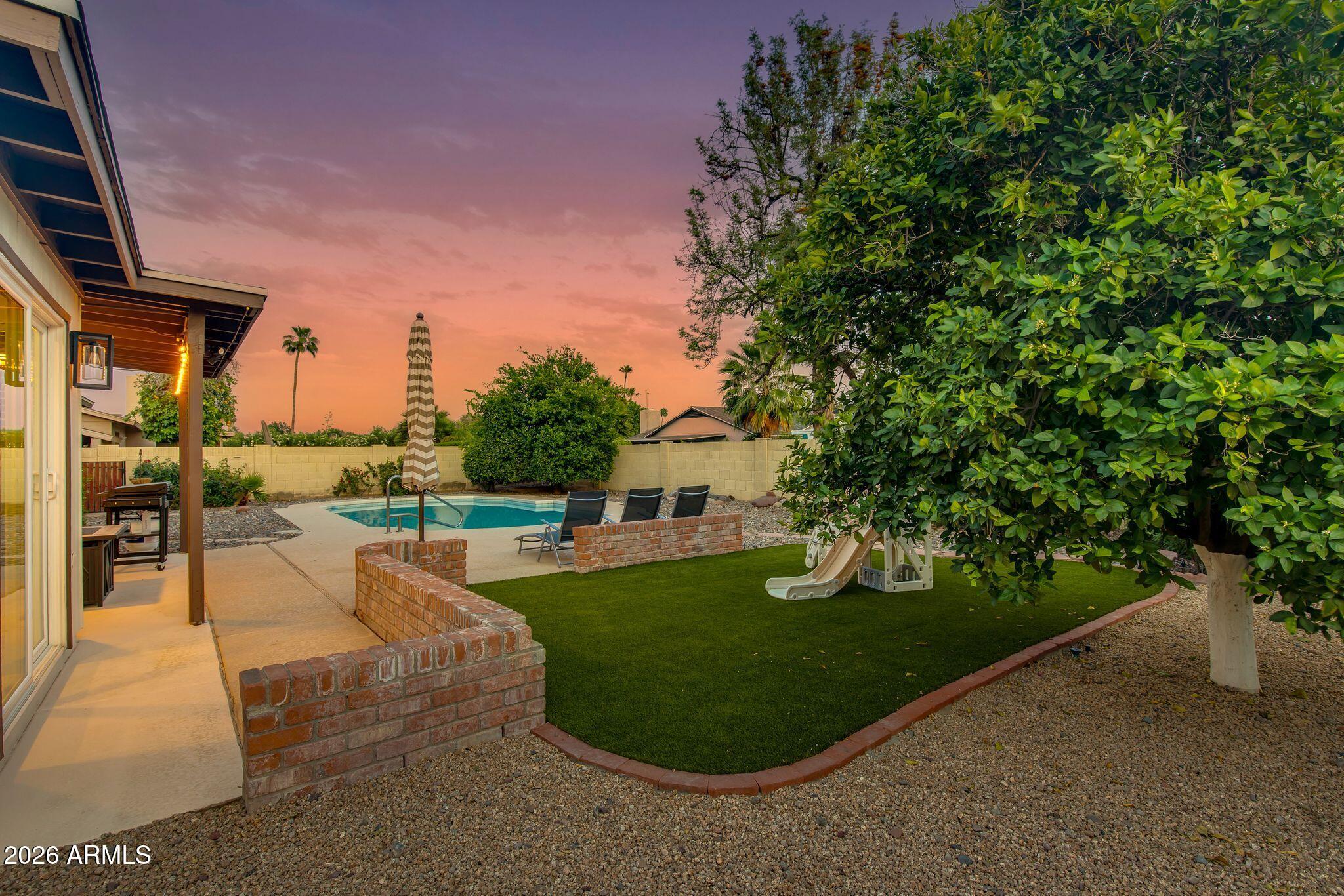 4835 East Presidio Road Phoenix, AZ 85032 - Photo 25 of 30 Separate Turf Area