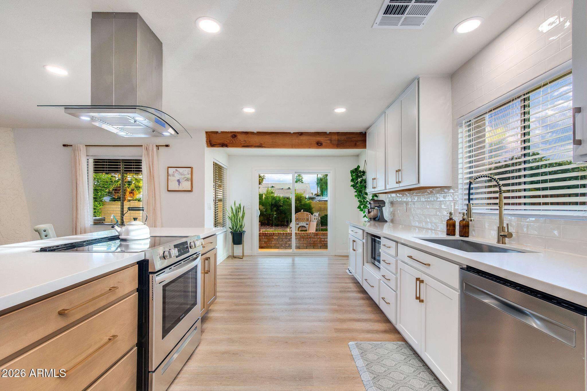 4835 East Presidio Road Phoenix, AZ 85032 - Photo 7 of 30 Kitchen + Dining Nook