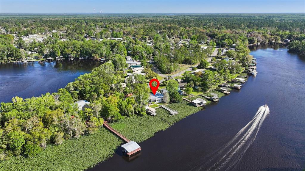 334 Paradise Circle Satsuma, FL 32189 - Photo 38 of 40 a view of a city