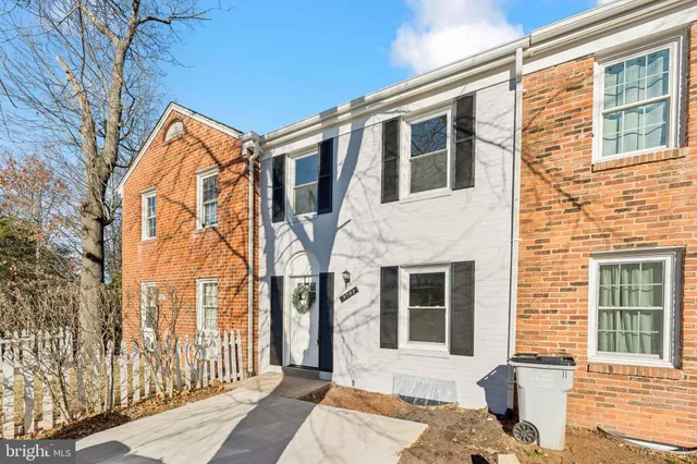 $399,900 | 9703 Bragg Lane, Manassas, VA 20110