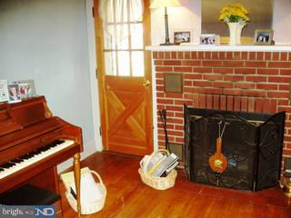 497 Klockner Road Hamilton, NJ 08619 - Photo 3 of 6