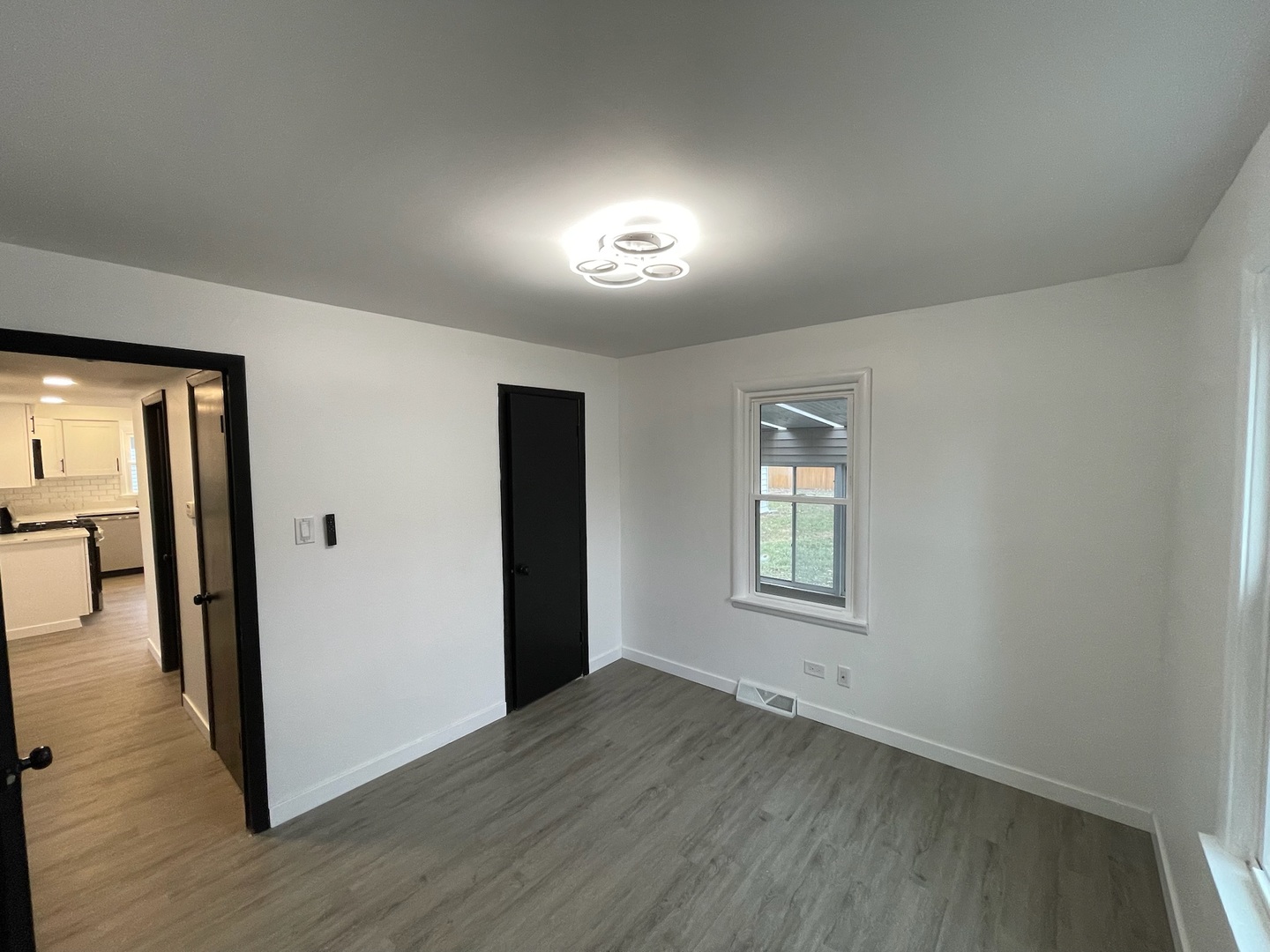 7545 Beloit Avenue Bridgeview, IL 60455 - Photo 12 of 43