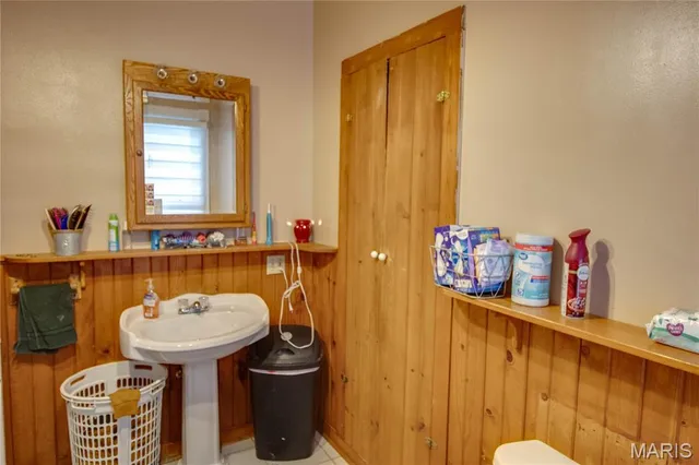 $140,000 | 315 East Prairie Street, Jerseyville, IL 62052