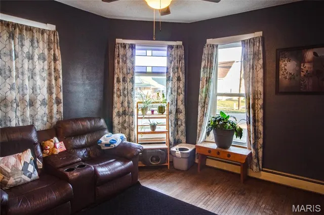 $140,000 | 315 East Prairie Street, Jerseyville, IL 62052