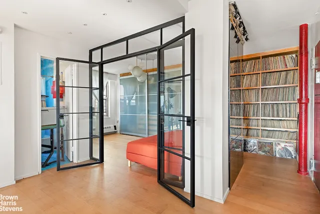 $895,000 | 570 Grand Street, Unit J1901 | Lower East Side