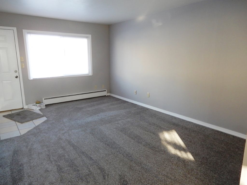274 Dayton Road Dayton, IN 47941 - Photo 2 of 19 Gallery Image 2