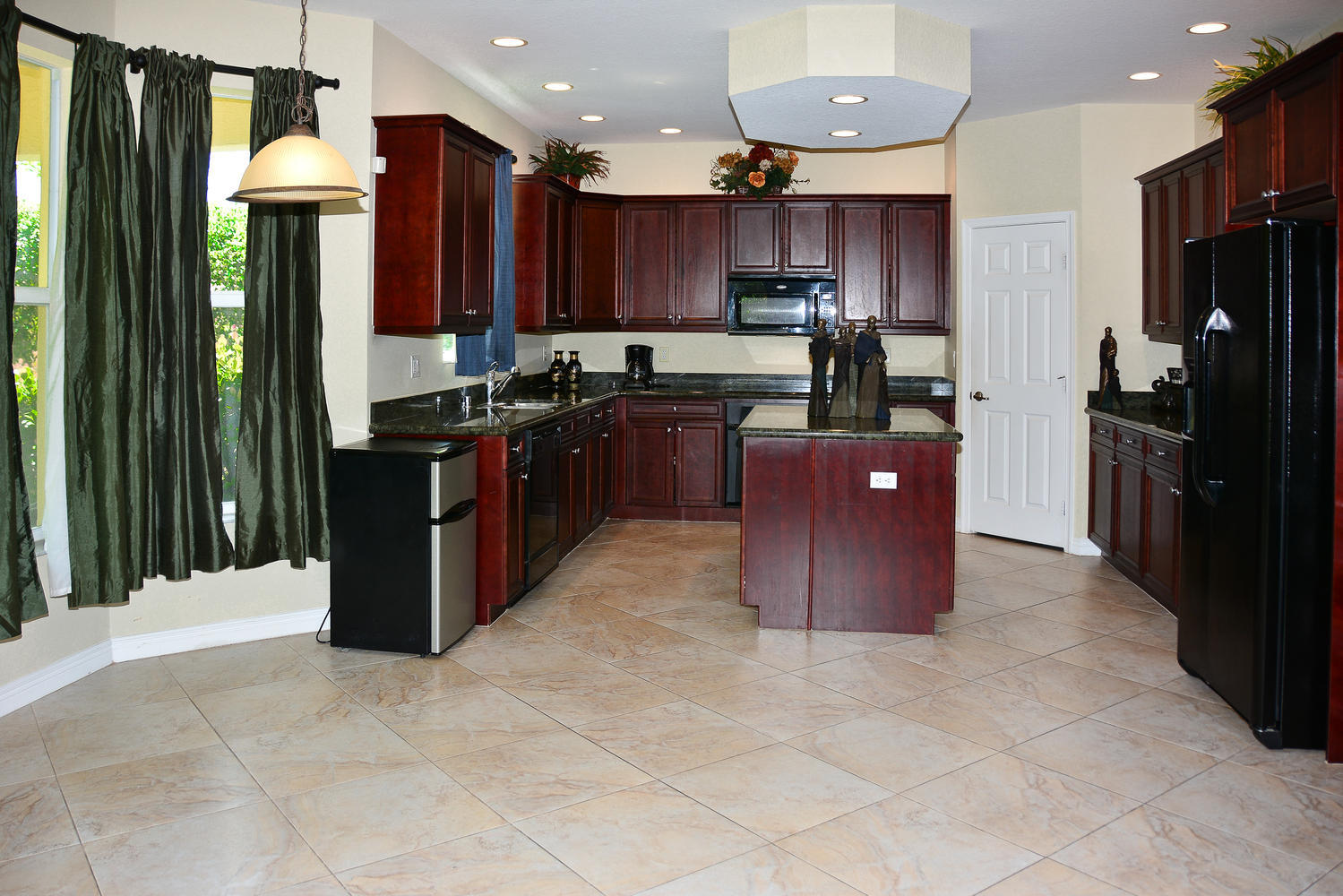 9748 Roche Place Wellington, FL 33414 - Photo 13 of 36 Olympia-large-014-Olympia11-1499x1000-72