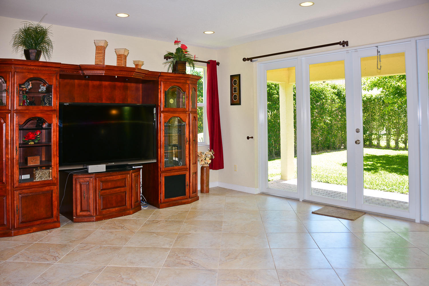 9748 Roche Place Wellington, FL 33414 - Photo 15 of 36 Olympia-large-016-Olympia10-1499x1000-72