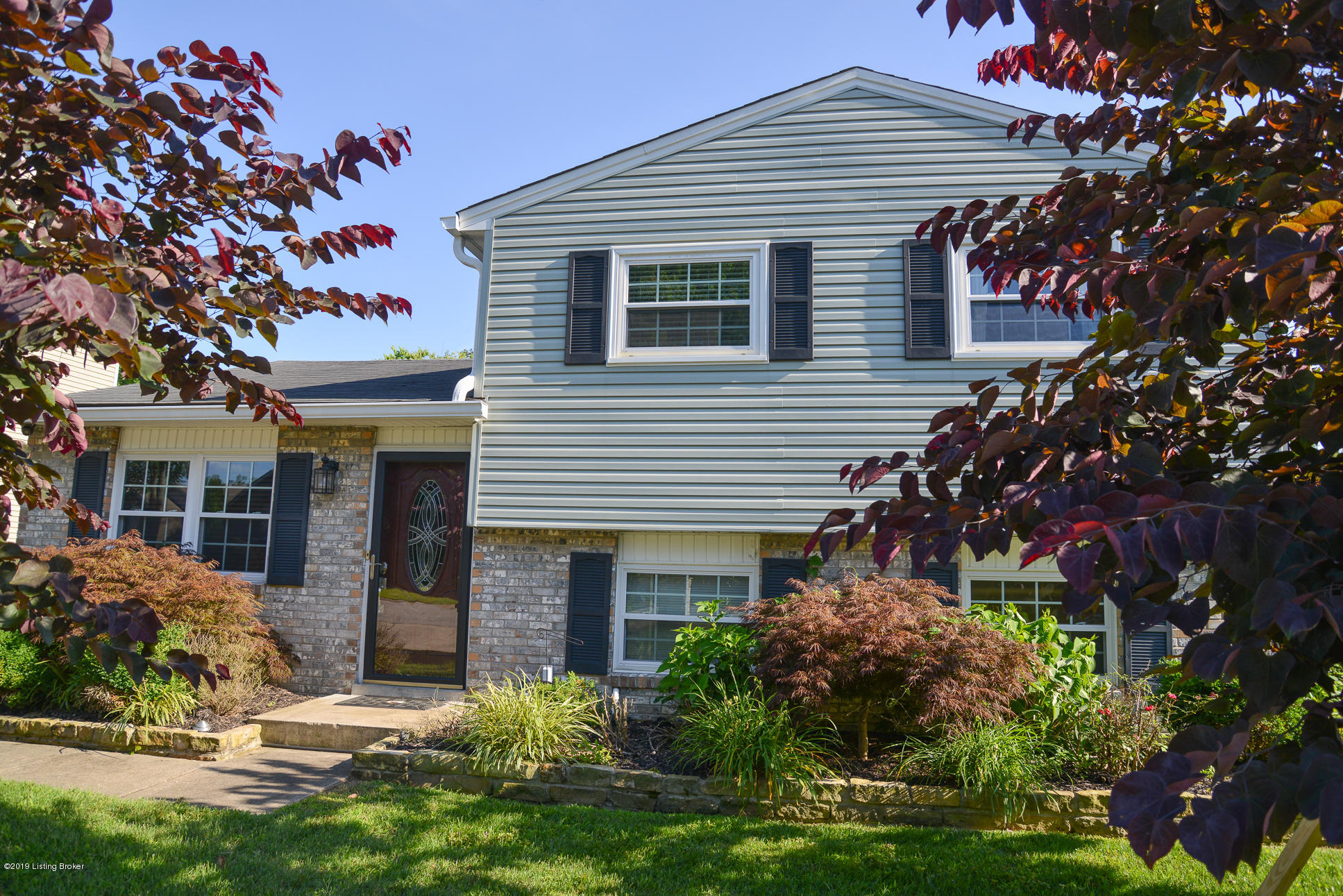 5112 Queens Castle Rd