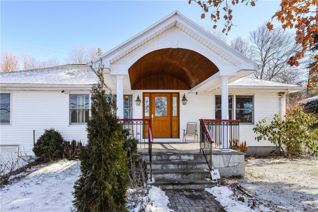717 Oronoke Road Waterbury, CT 06708 - Photo 1 of 1 Gallery Image 1