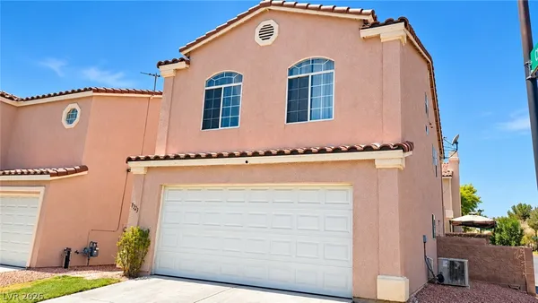$1,800 | 5323 Hanging Tree Lane, Las Vegas, NV 89118