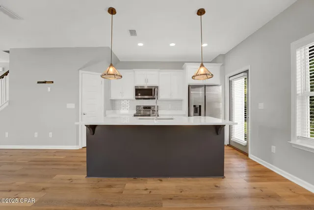 $2,200 | 408 Raven Lane, Panama City, FL 32404