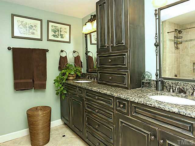 2304 Tyson Street Raleigh, NC 27612 - Photo 16 of 23 Photo 16