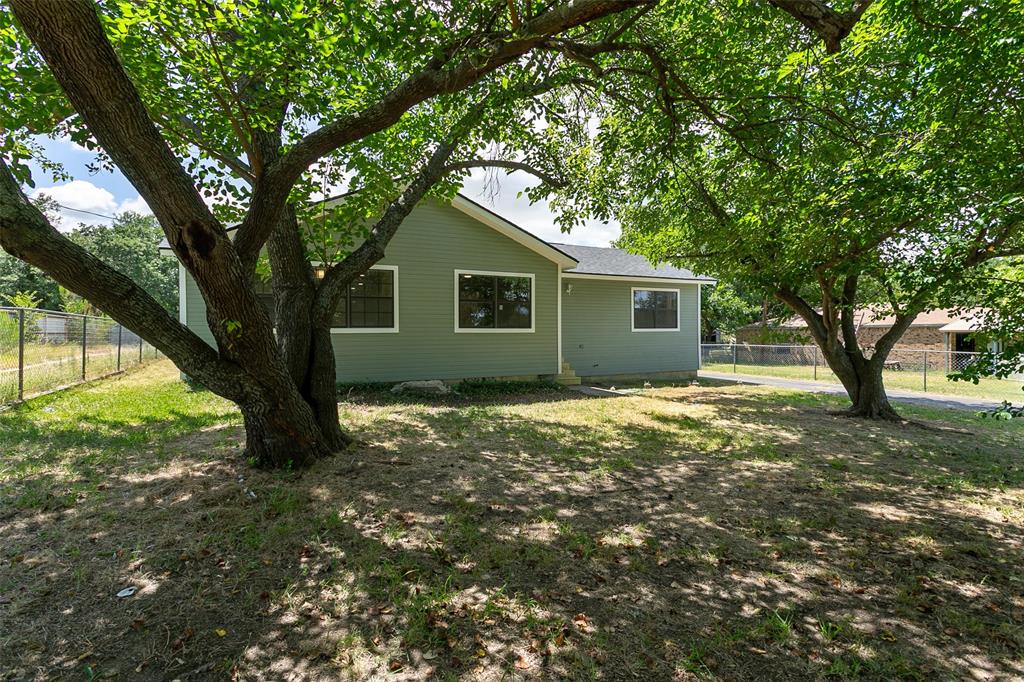 1346 South Reno Road Springtown, TX 76082 - Photo 22 of 24