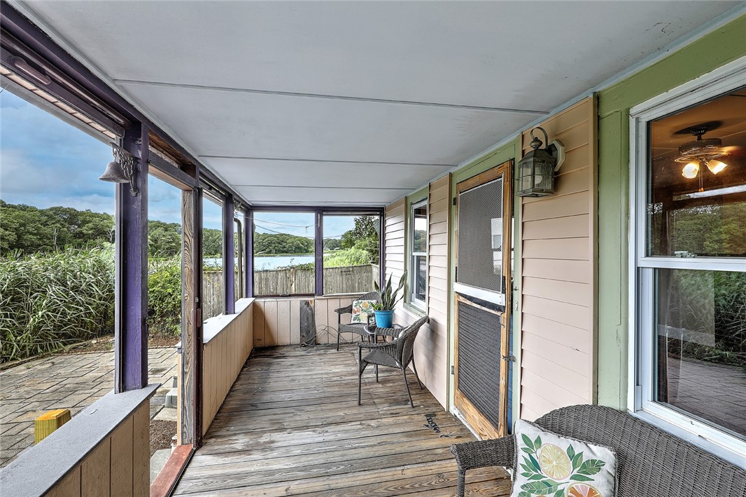 225 Custer Street Warwick, RI 02889 - Photo 5 of 19