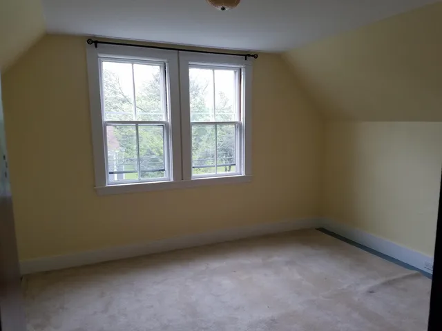 $650,000 | 172 East Main Street, Yarmouth, ME 04096