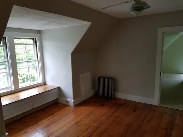 $650,000 | 172 East Main Street, Yarmouth, ME 04096