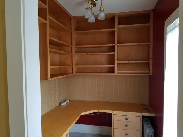 $650,000 | 172 East Main Street, Yarmouth, ME 04096