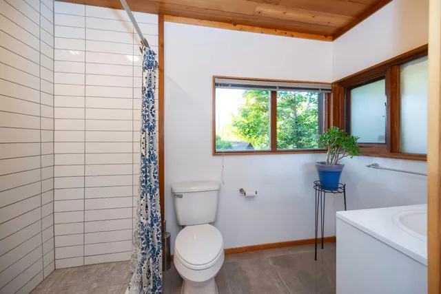 $675,000 | 1540 Jones Drive, Ann Arbor, MI 48105