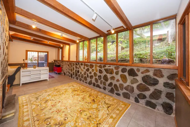 $675,000 | 1540 Jones Drive, Ann Arbor, MI 48105