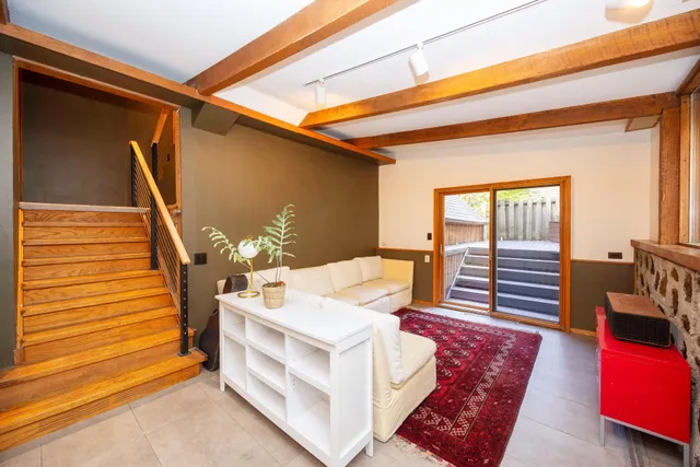 $675,000 | 1540 Jones Drive, Ann Arbor, MI 48105