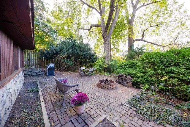 $675,000 | 1540 Jones Drive, Ann Arbor, MI 48105