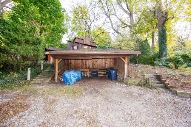 $675,000 | 1540 Jones Drive, Ann Arbor, MI 48105