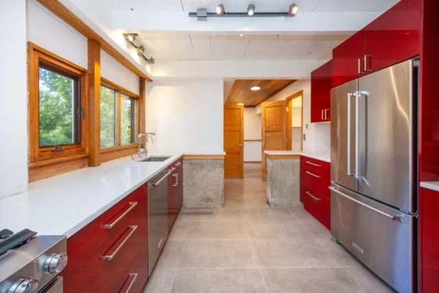 $675,000 | 1540 Jones Drive, Ann Arbor, MI 48105