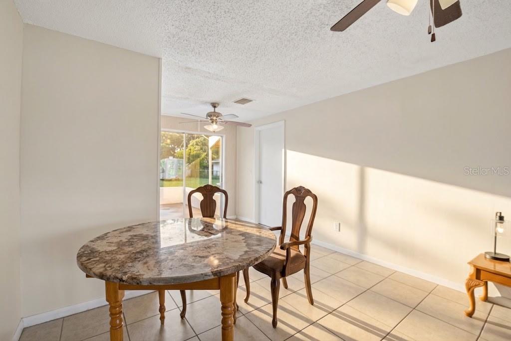 205 Miller Mac Road Apollo Beach, FL 33572 - Photo 7 of 27 Gallery Image 7