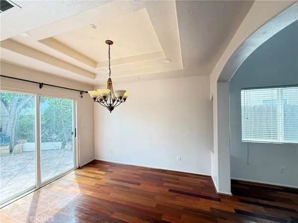 $4,600 | 9030 Hayvenhurst Avenue, North Hills, CA 91343