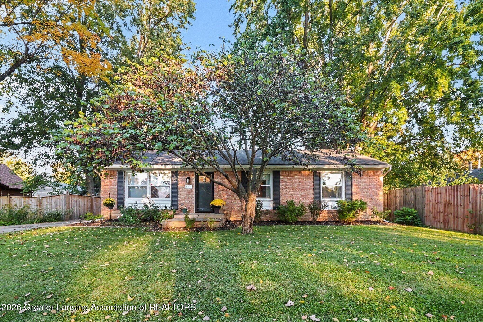 420 John R Street East Lansing, MI 48823 - Photo 1 of 16 001_file_7281