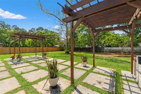 $550,000 | 2524 Victarra Circle, Lutz, FL 33559