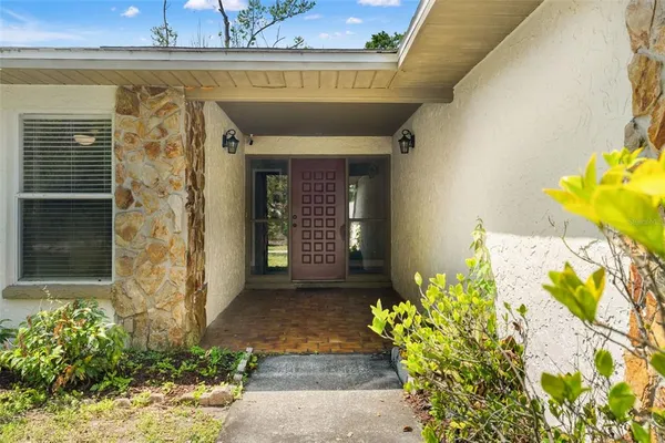 $550,000 | 2524 Victarra Circle, Lutz, FL 33559