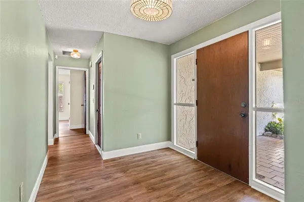 $550,000 | 2524 Victarra Circle, Lutz, FL 33559