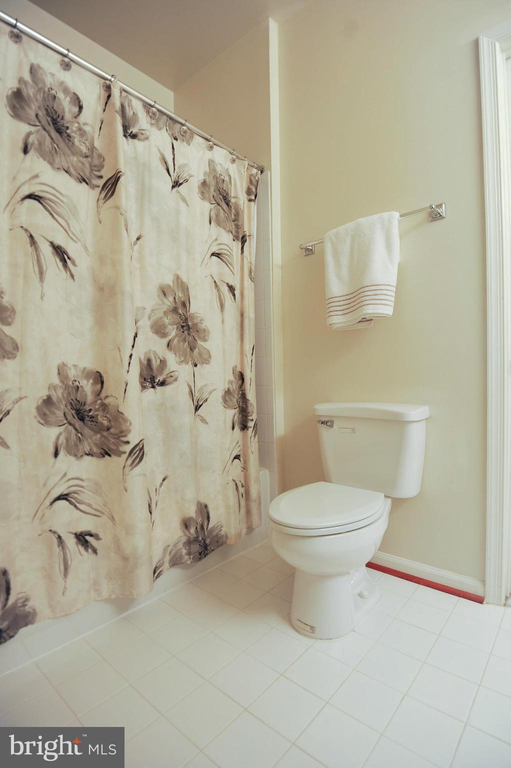 1515 North Point Drive, Unit 102 Reston, VA 20194 - Photo 25 of 28 Bath 2-1