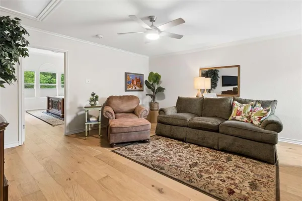 $3,700 | 2613 Eagle Drive, Grapevine, TX 76051