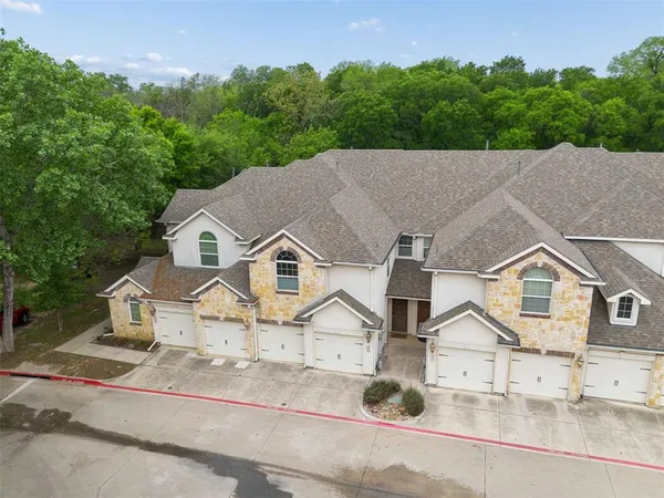 $3,700 | 2613 Eagle Drive, Grapevine, TX 76051
