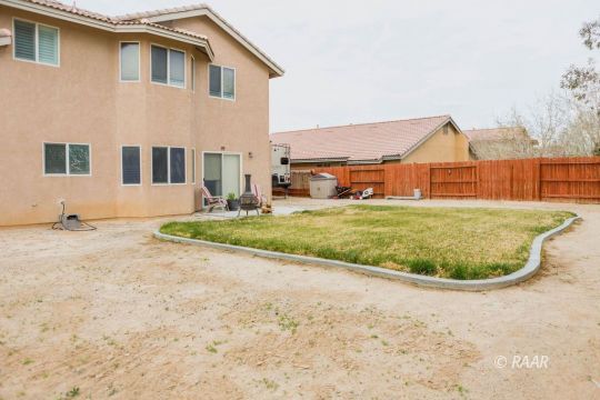 1233 Rebecca Avenue Ridgecrest, CA 93555 - Photo 32 of 34 Gallery Image 32