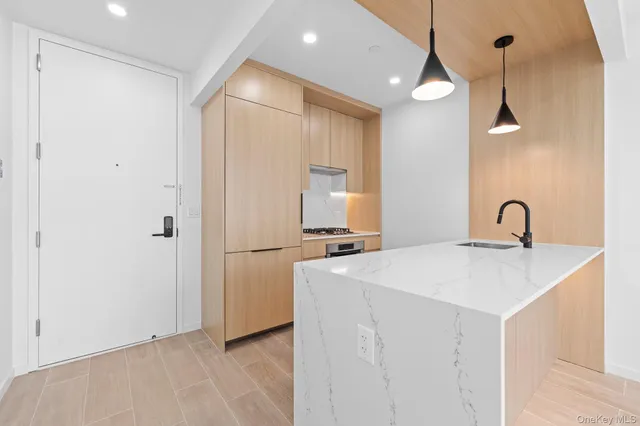 $645,000 | 366 Harman Street, Unit 2F | Bushwick